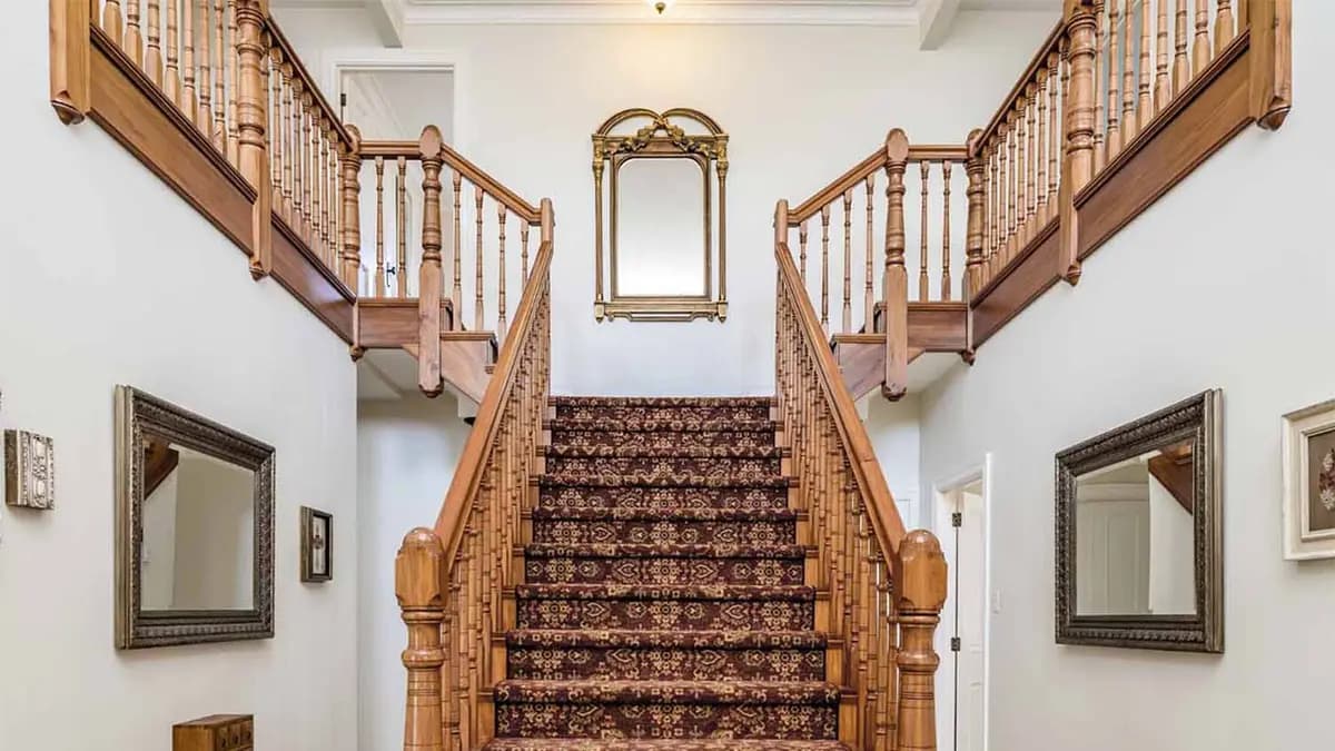 Micheneuls of London | Furniture Restorers